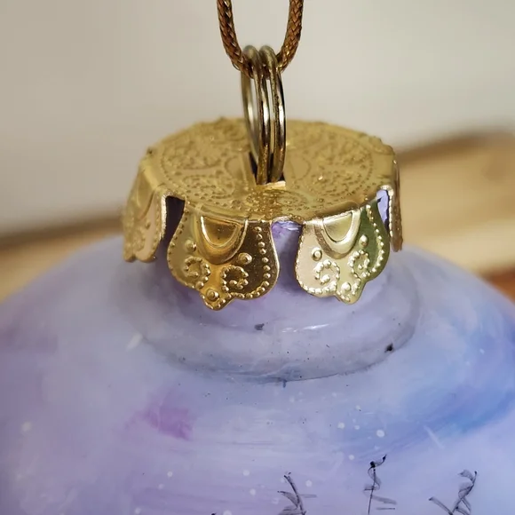 ALDERBROOK Hand Painted Old World Santa Christmas Ball Ornament - Picture 8 of 11